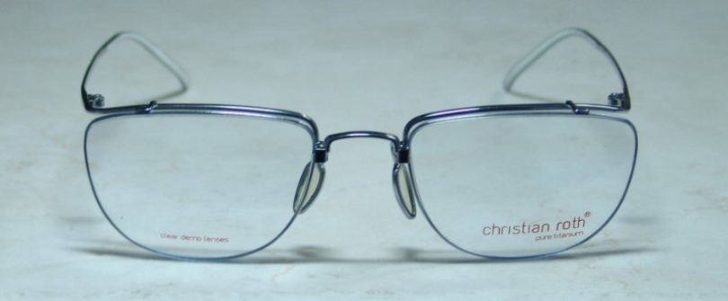 CHRISTIAN ROTH 14001 in color BL