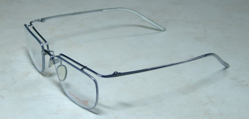 CHRISTIAN ROTH 14001 in color BL