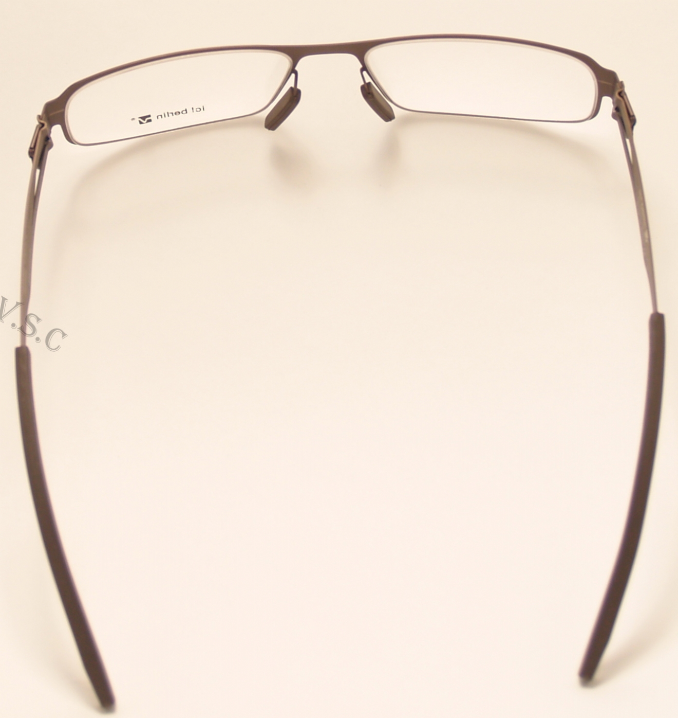 IC BERLIN IBRAHIM H. in color CHOC