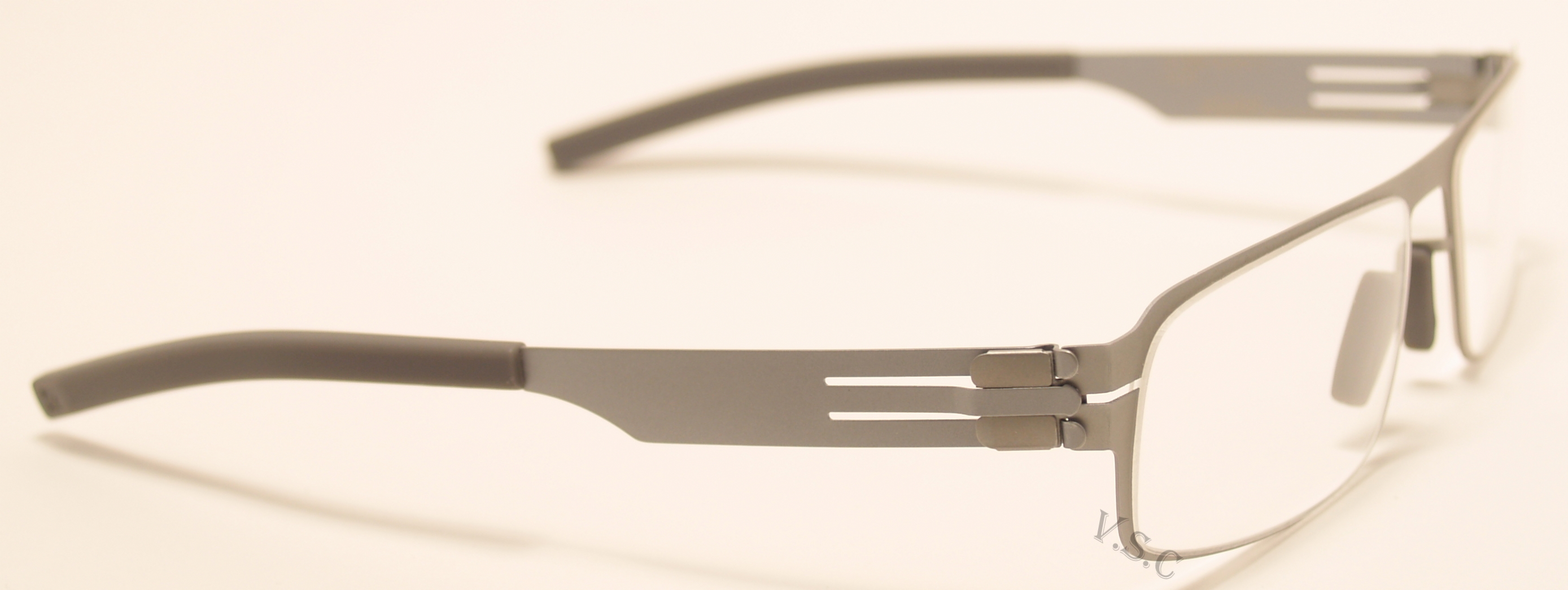 IC BERLIN IBRAHIM H. in color CHROME