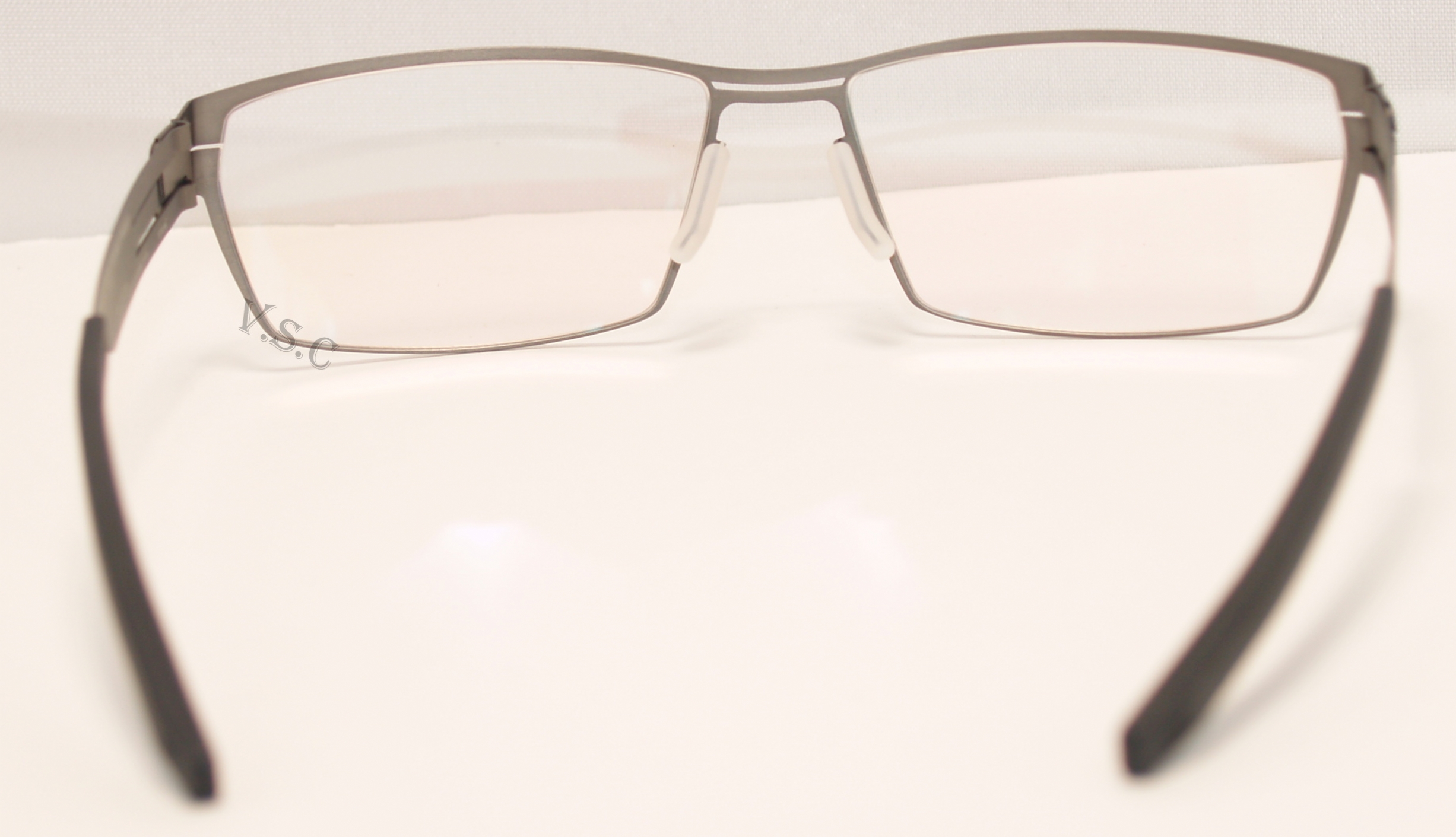 IC BERLIN SANETSCH MEDIUM in color GUNMETAL