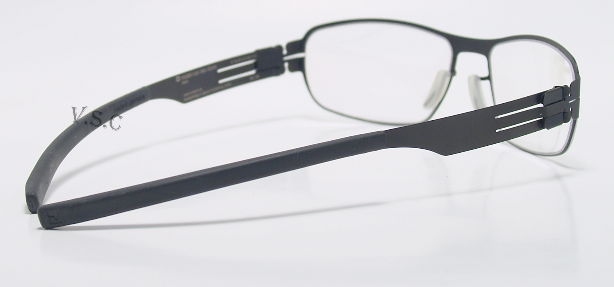 IC BERLIN VUE DES ALPES in color BLACK