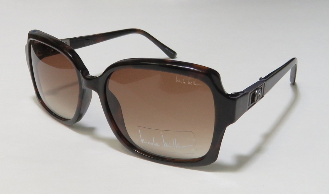 NICOLE MILLER SHERIDAN in color C01