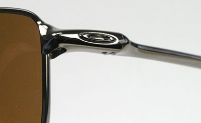 OAKLEY SQUARE WIRE in color 05986